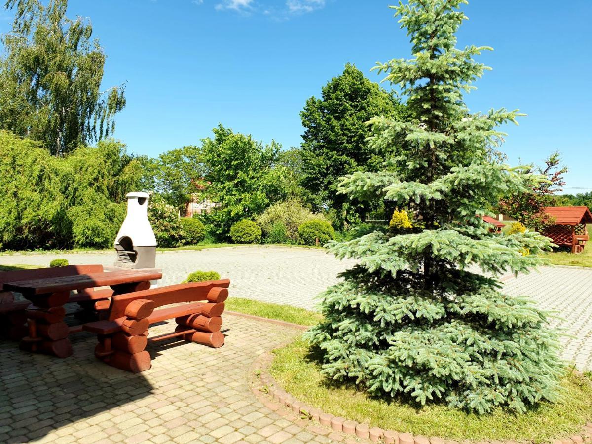 Willa Park Ostrowiec Swietokrzyski Luaran gambar