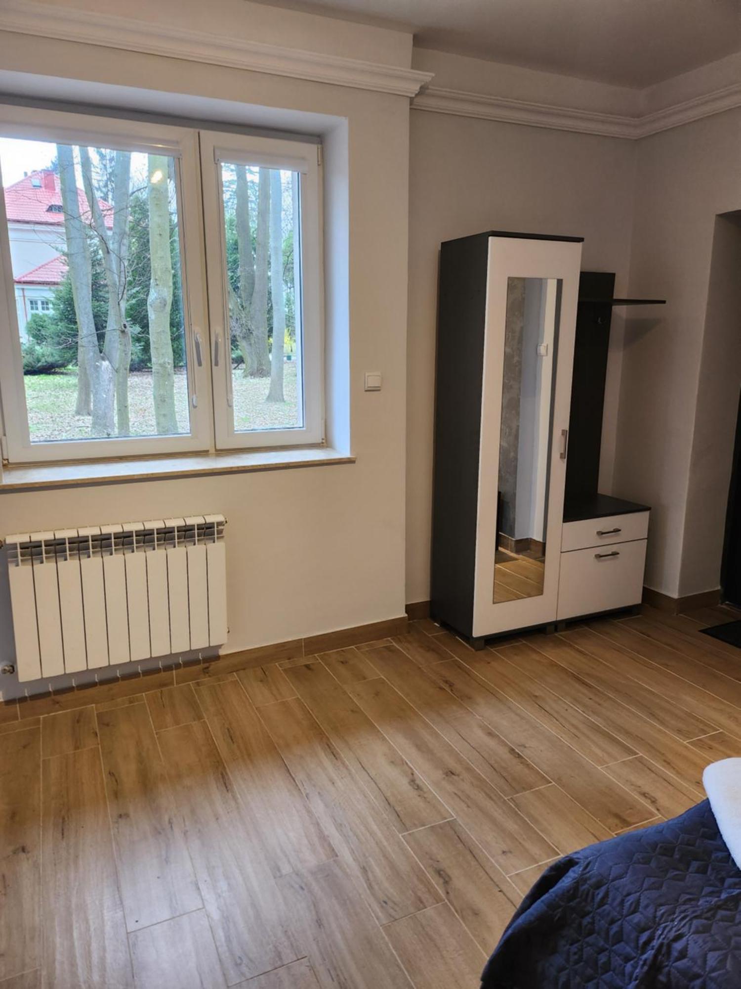 Willa Park Ostrowiec Swietokrzyski Luaran gambar